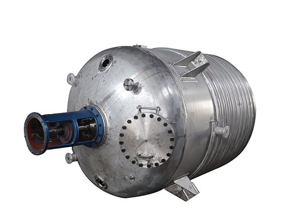 帶外盤管不銹鋼反應(yīng)釜.JPG